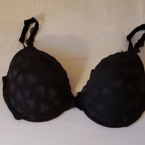 Beautiful Pink and Black Push-Up Bra 40D